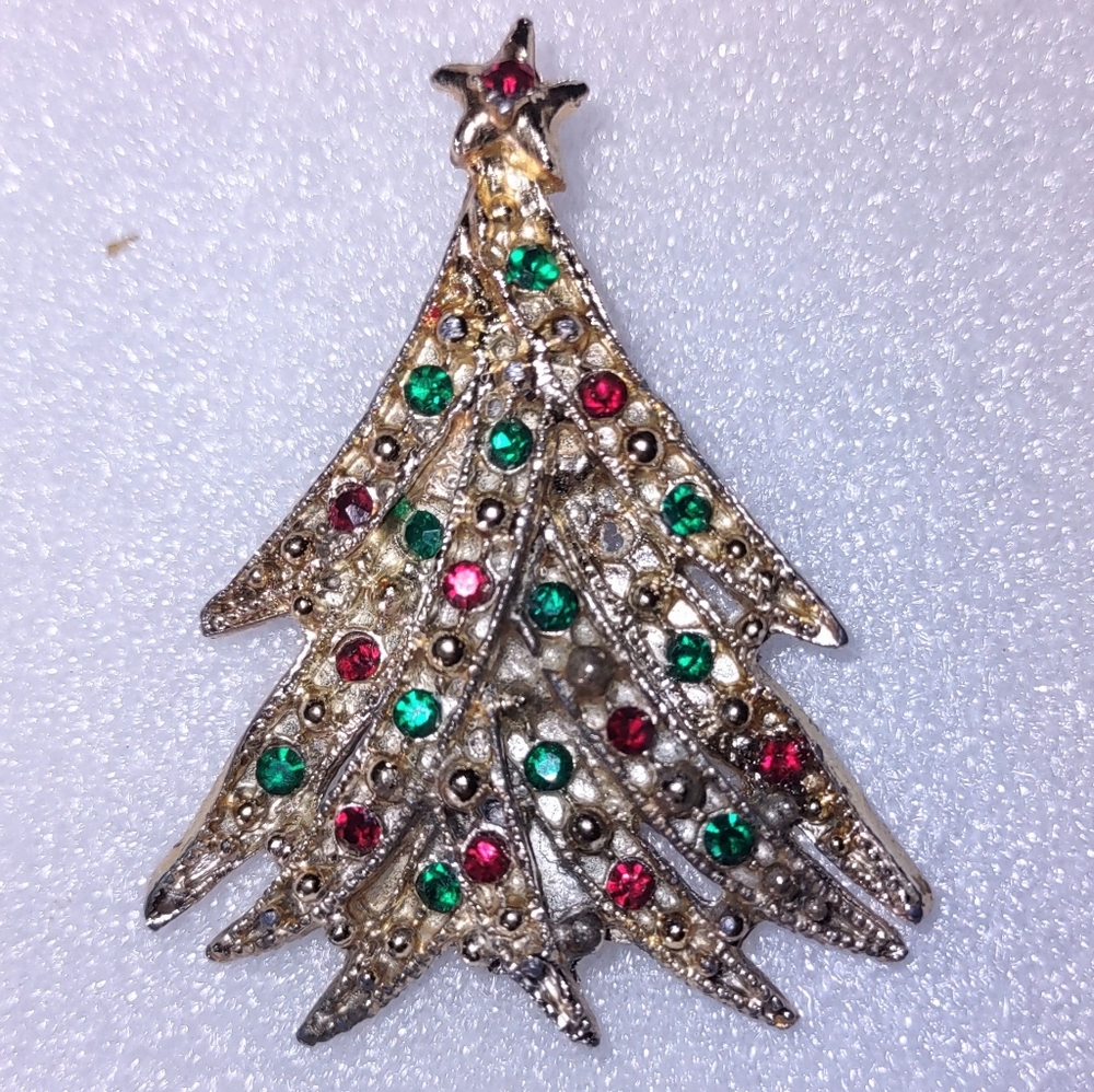 Vintage (Hollycraft) Christmas Tree Restored Brooch